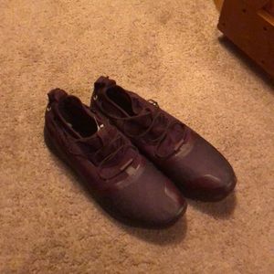 Brand new nice pair of shoes just too big